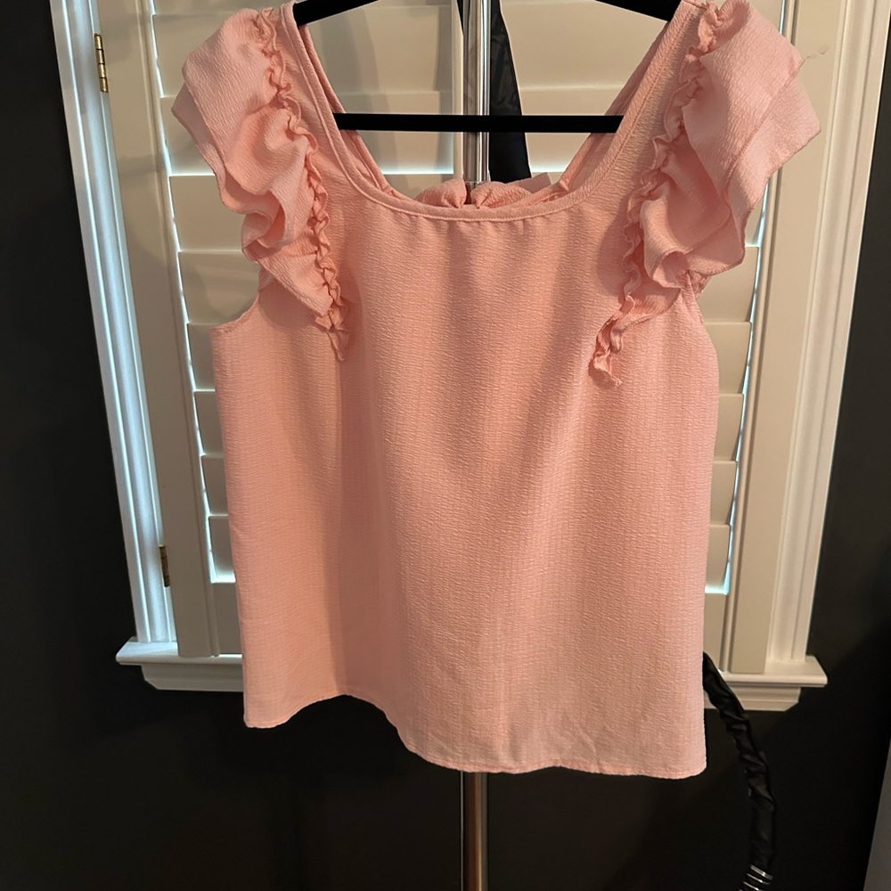 SHEIN Ruffled Pink Sleeveless Blouse